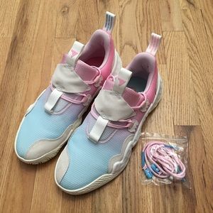 Adidas Trae Young 1 Size 10.5 Cotton Candy Slurpee